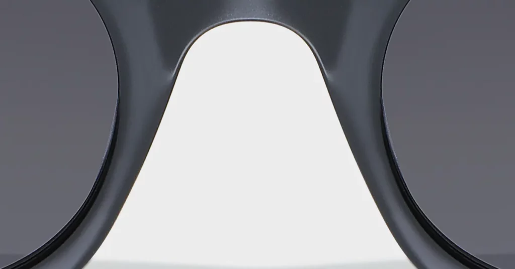 Polarized or Photochromic - Which Sunglasses Are Right for You