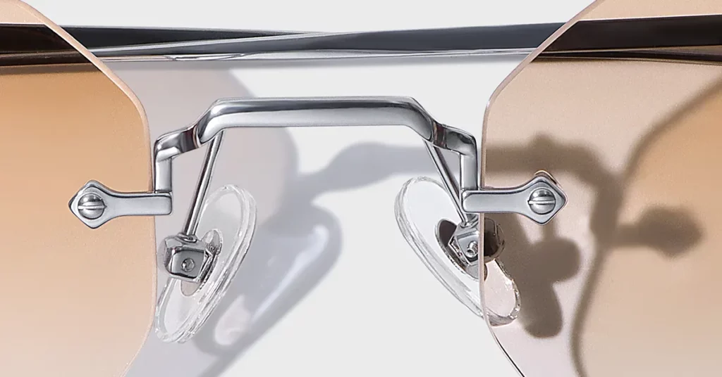 China vs. Italy A Comparative Analysis for Scaling Luxury Eyewear Manufacturing