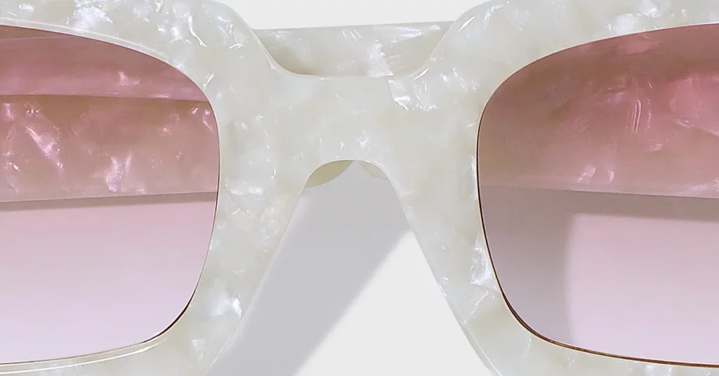 China vs. Italy A Comparative Analysis for Scaling Luxury Eyewear Manufacturing