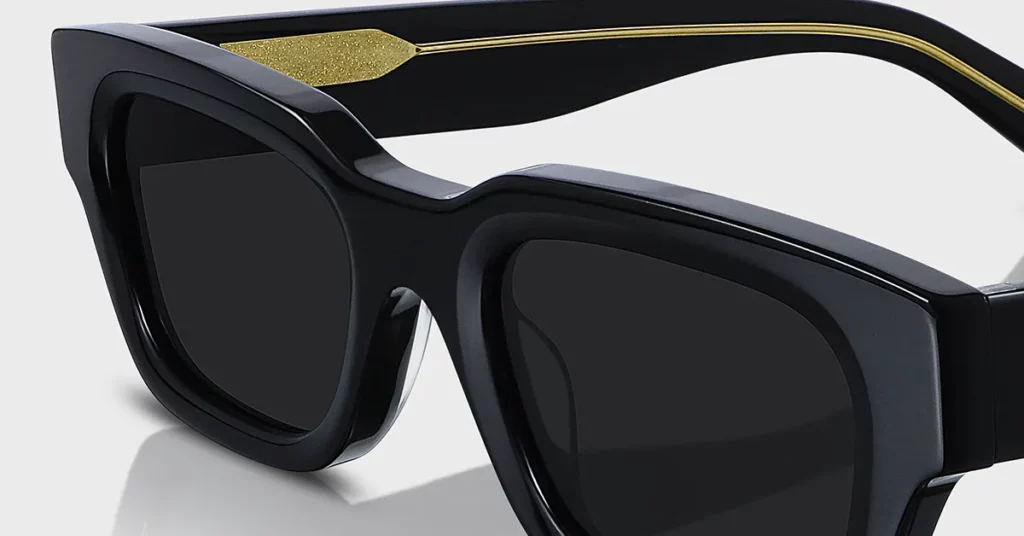 How to Dropship Sunglasses: Setup Steps, Costs, and Timelines