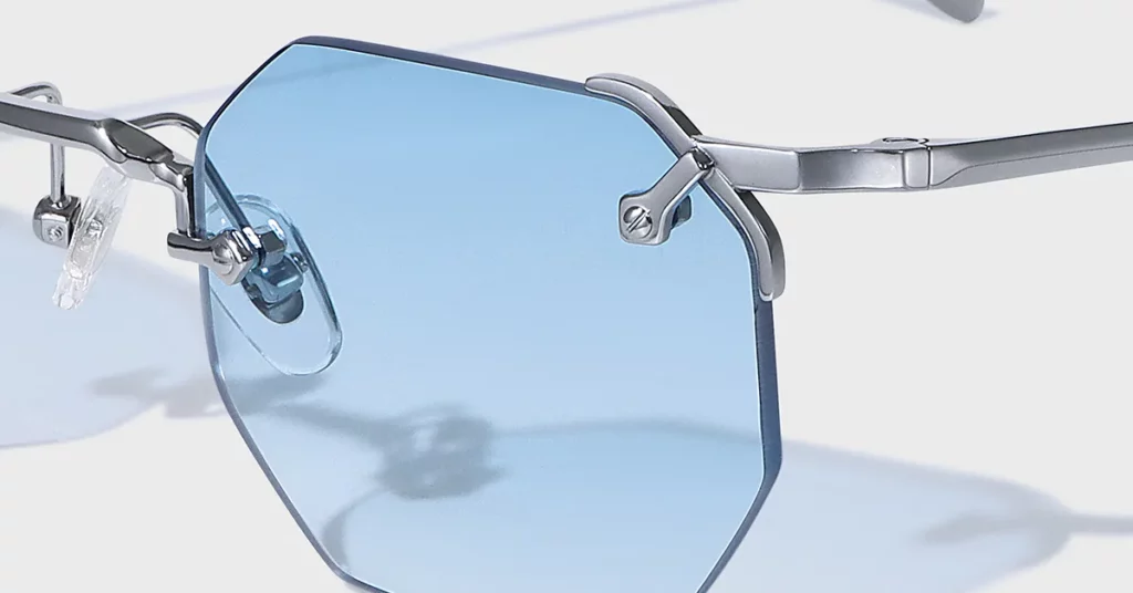 Ready Stock vs. Made-to-Order Eyewear A Founder’s Guide to Smart Sourcing