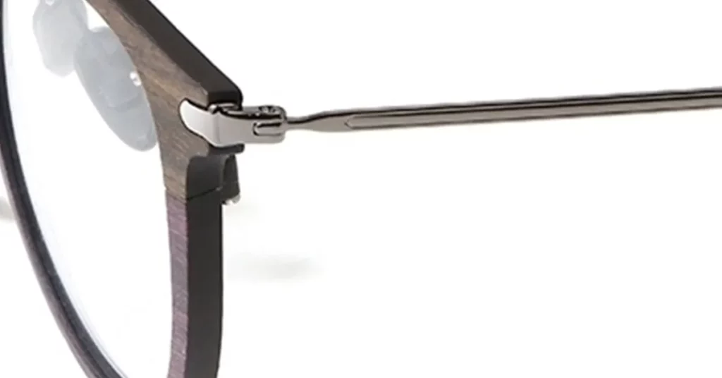 The Advantages and Disadvantages of Carbon Fiber Glasses