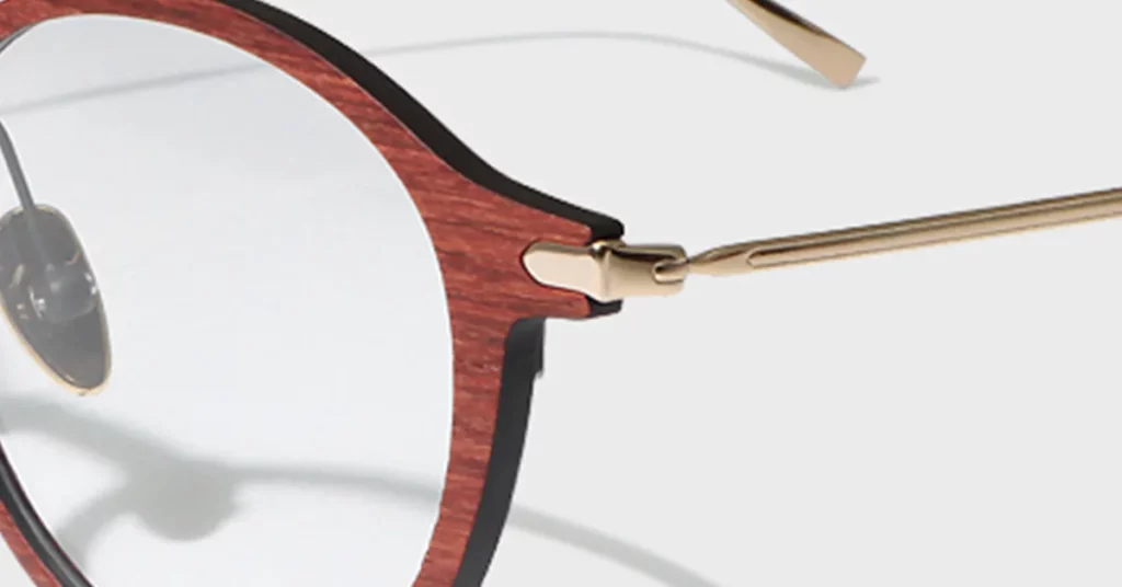 The Advantages and Disadvantages of Carbon Fiber Glasses