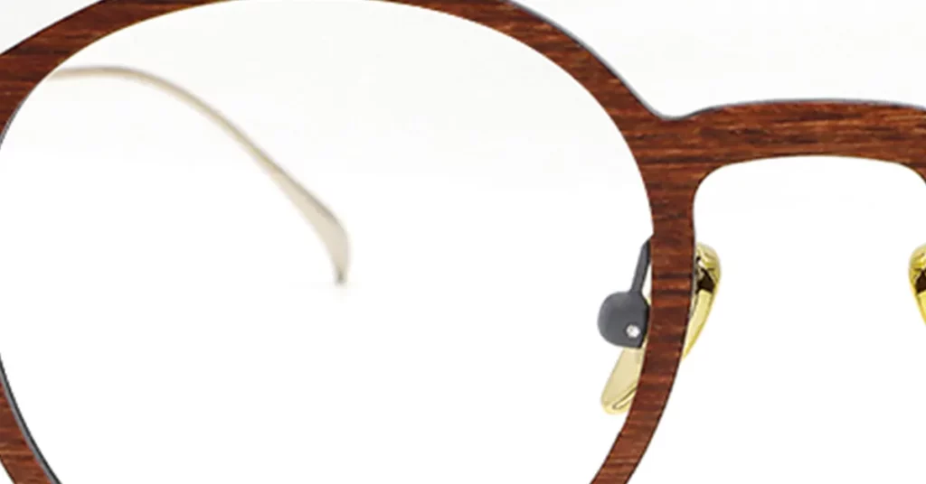 The Advantages and Disadvantages of Carbon Fiber Glasses