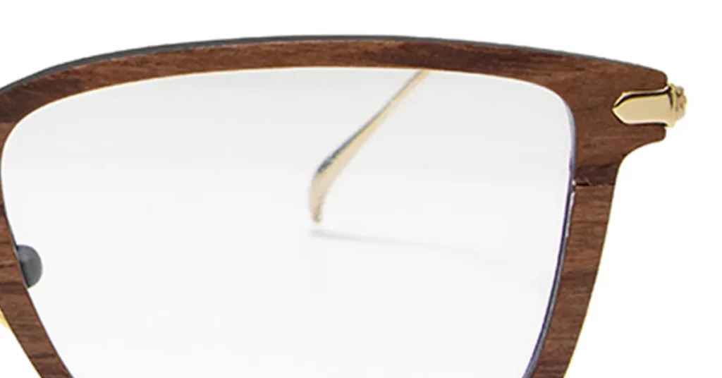 The Advantages and Disadvantages of Carbon Fiber Glasses