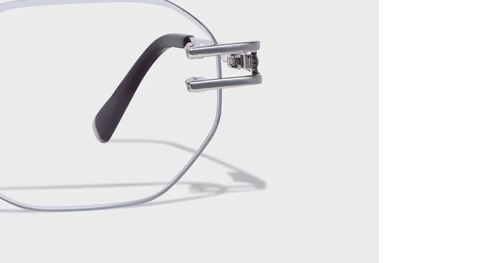 The Advantages and Disadvantages of Nylon Sunglasses Lenses
