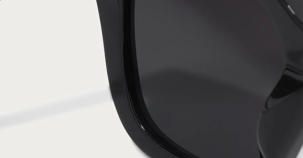 Thick vs. Thin How Acetate Frame Thickness Affects Design