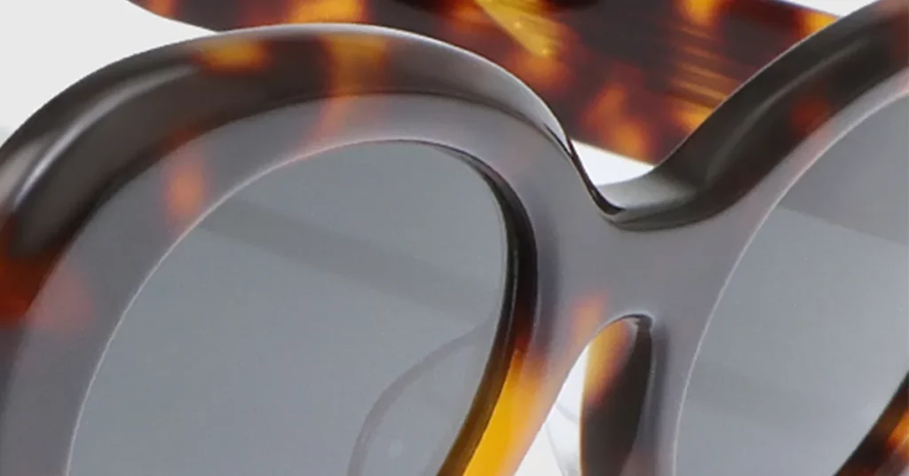 Vintage vs. Modern Acetate Frames A Strategic Guide for Eyewear Brands